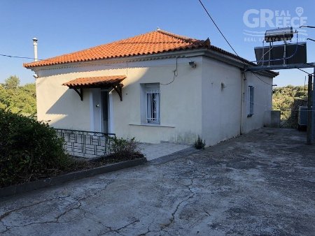Самостоятелна къща за продажби -  Samos