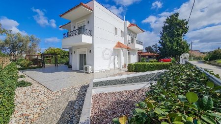 Einfamilienhaus Verkaufen -  Rhodes