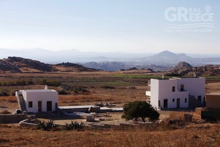 Самостоятелна къща за продажби -  Naxos