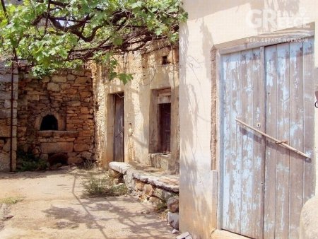 Te koop Vrijstaand huis Agios Nikolaos (Code CXX-573)