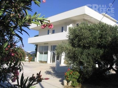 Vrijstaand huis Te koop -  Ierapetra