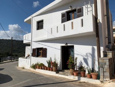 за продажби Самостоятелна къща Agios Nikolaos (код CXX-830)