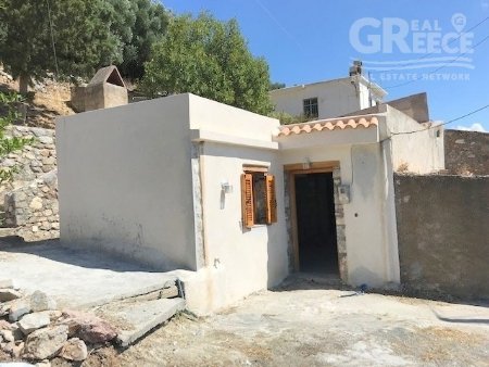 Te koop Vrijstaand huis Agios Nikolaos (Code CXX-1124)