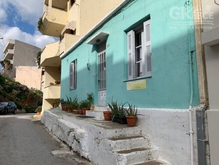 Te koop Vrijstaand huis Agios Nikolaos (Code CXX-962)