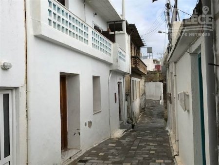 Te koop Vrijstaand huis Agios Nikolaos (Code CXX-204)